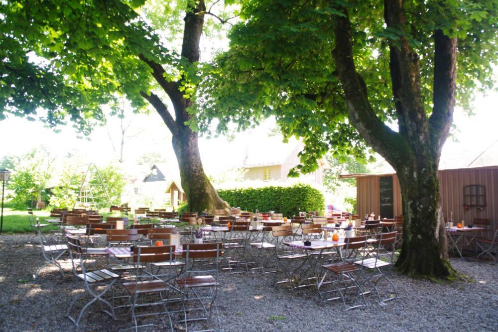 Hotel Gasthof Zur Post Wolfegg Exteriör bild