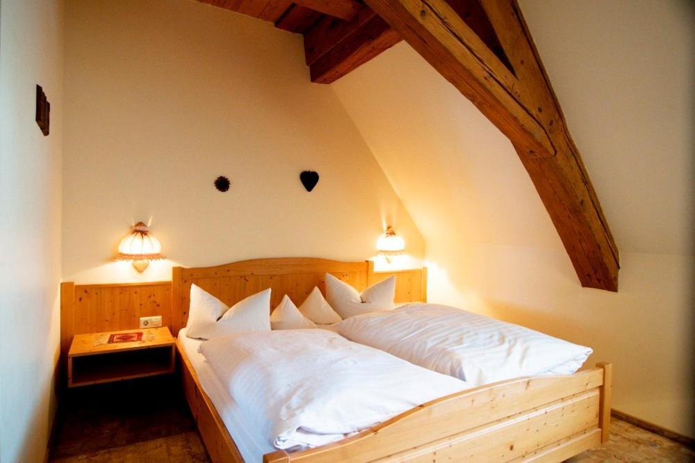 Hotel Gasthof Zur Post Wolfegg Exteriör bild